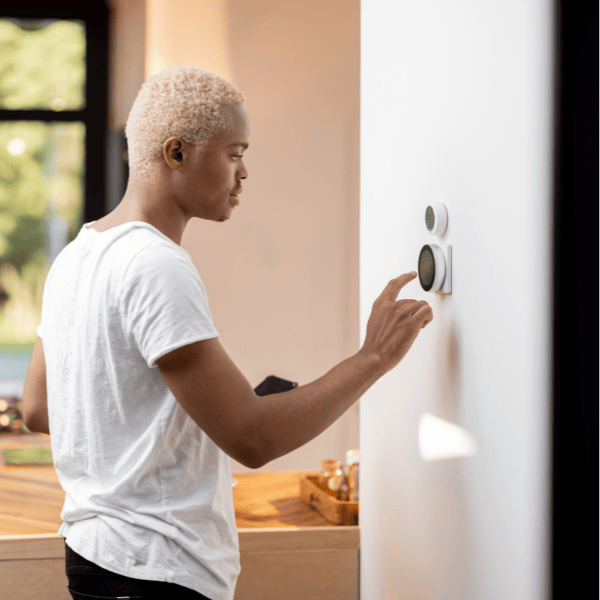 Checking the thermostat settings